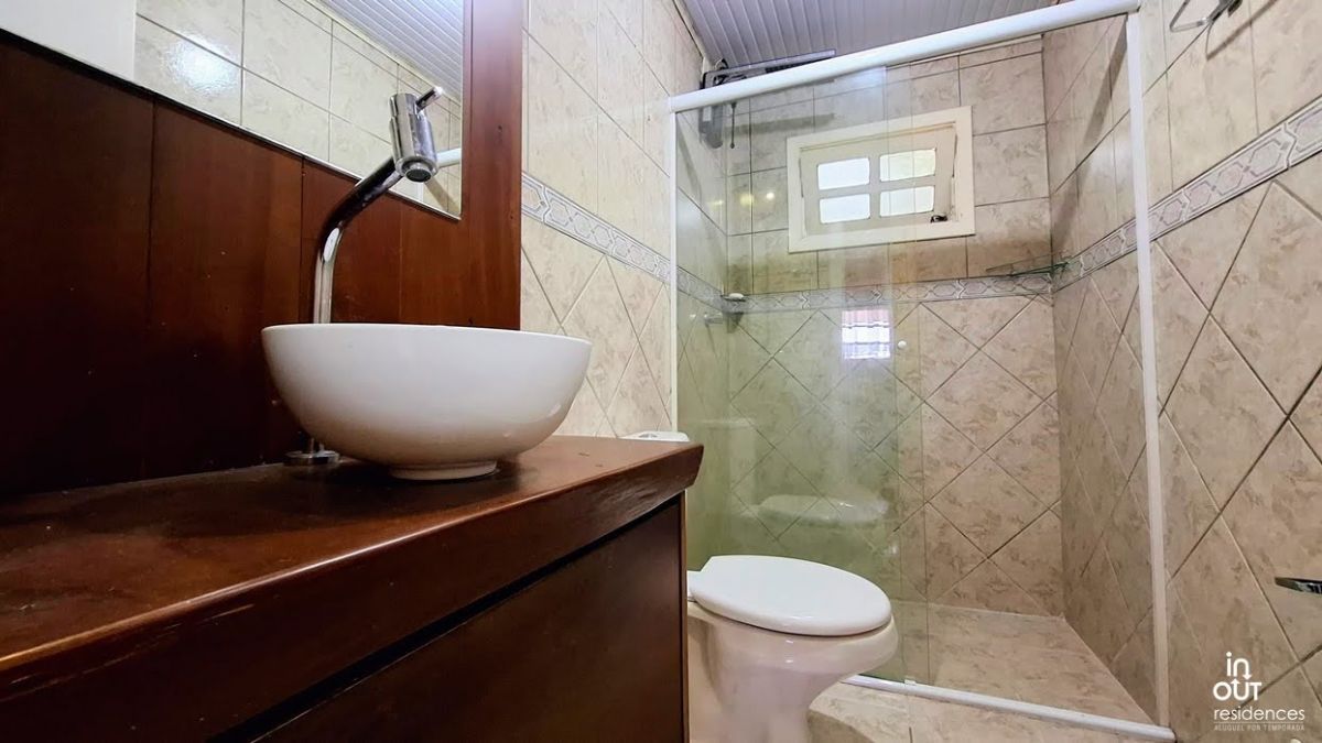 Apartamento bem localizado com 3 dormitórios, no centro de Canela