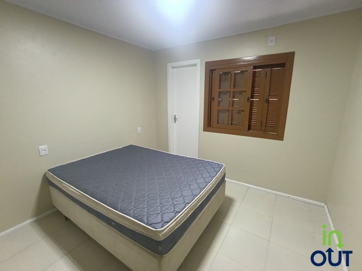 Ampla casa com pátio fechado e 3 quartos em Gramado