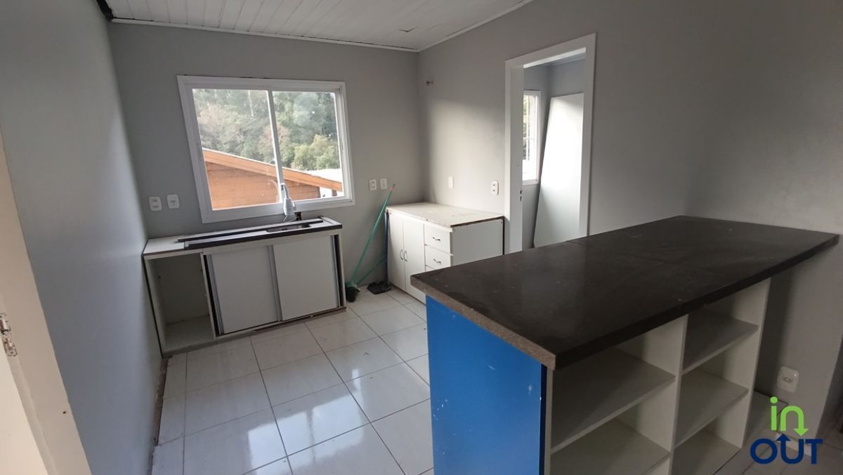 Casa Semi Mobiliada com Pátio Fechado na Linha Ávila em Gramado