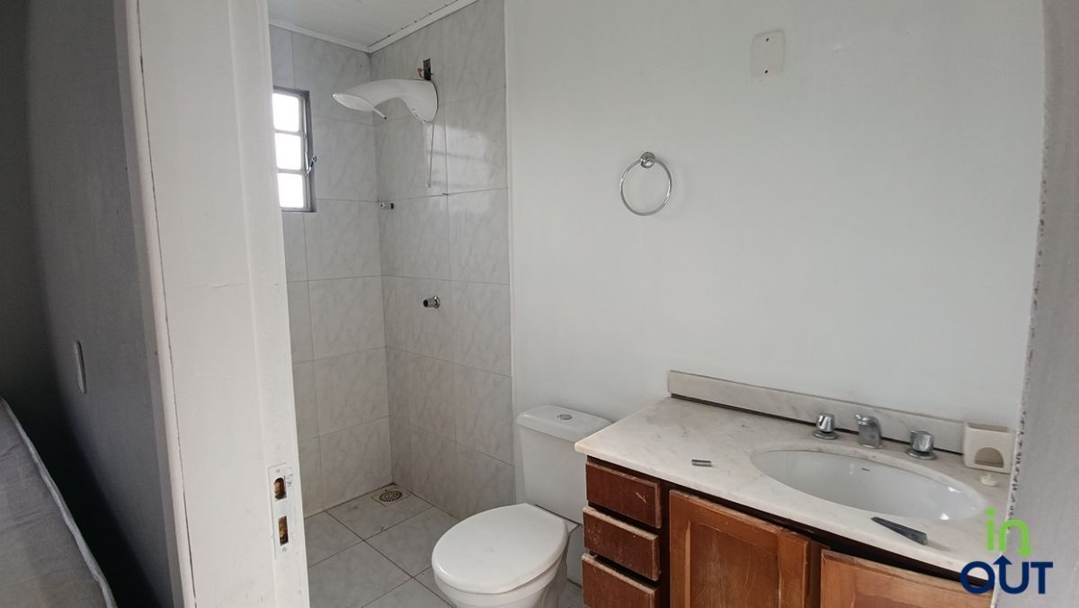 Casa Semi Mobiliada com Pátio Fechado na Linha Ávila em Gramado