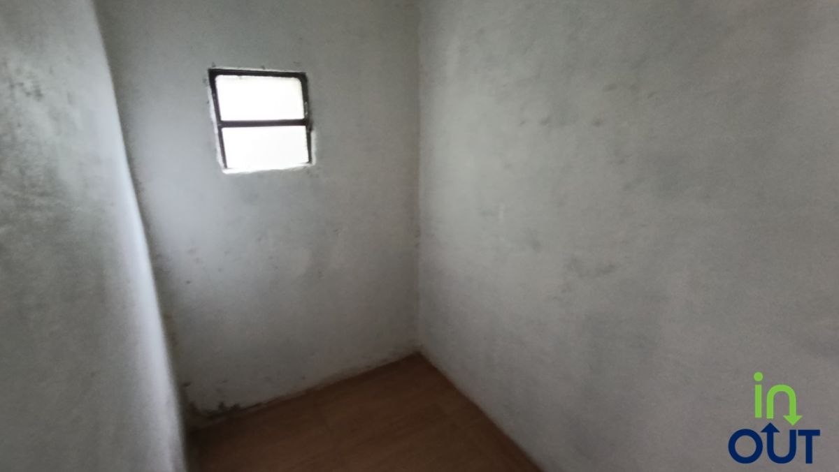 Casa com pátio cercado e 3 dormitórios