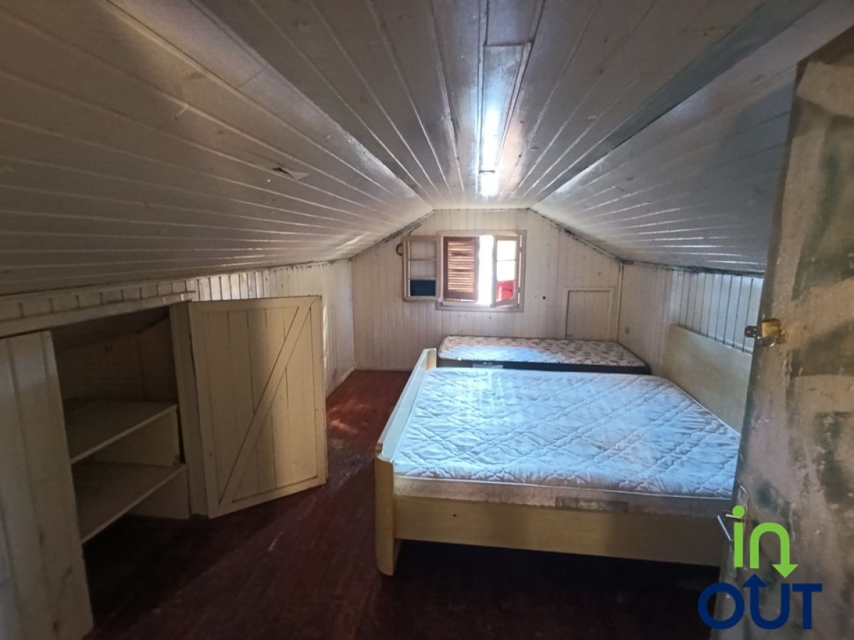Casa semi mobiliada espaçosa com 4 quartos, no bairro Piratini em Gramado