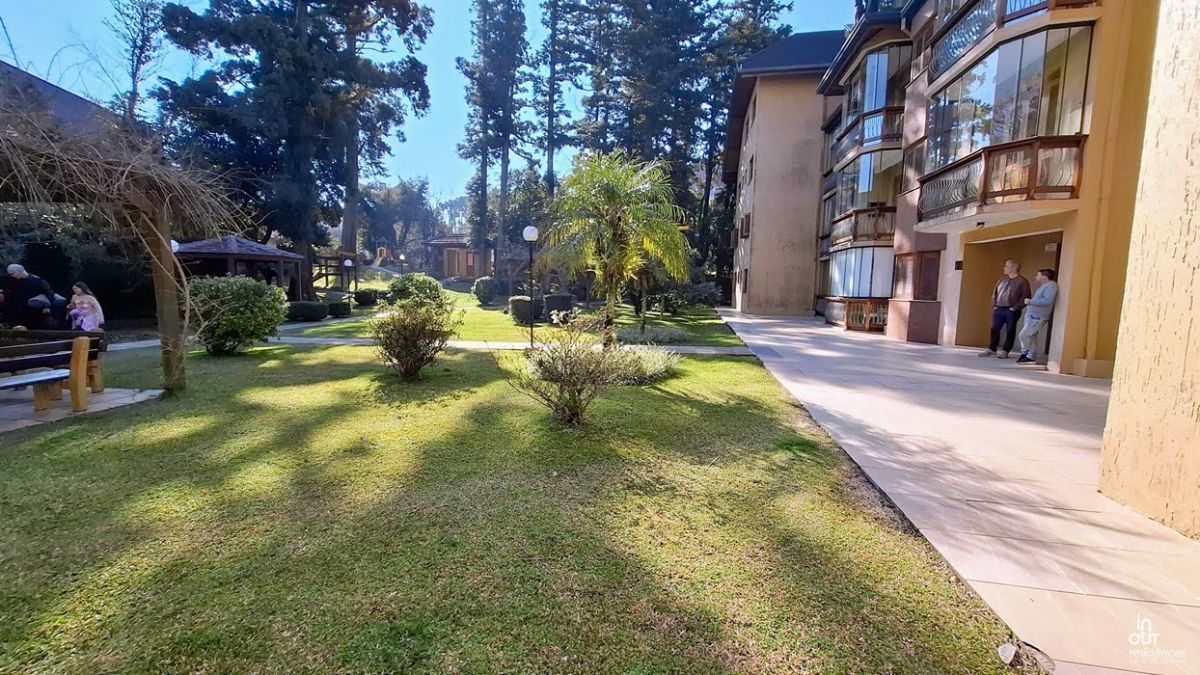 Apartamento de Luxo com Vista para o Jardim