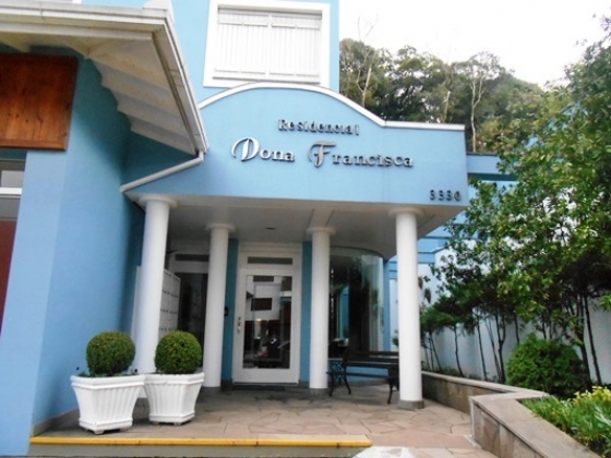 Bela cobertura no centro de Gramado