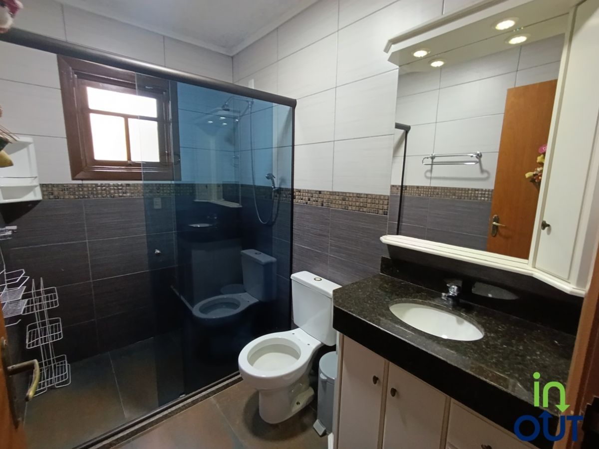 Linda casa com 3 quartos e mobiliada