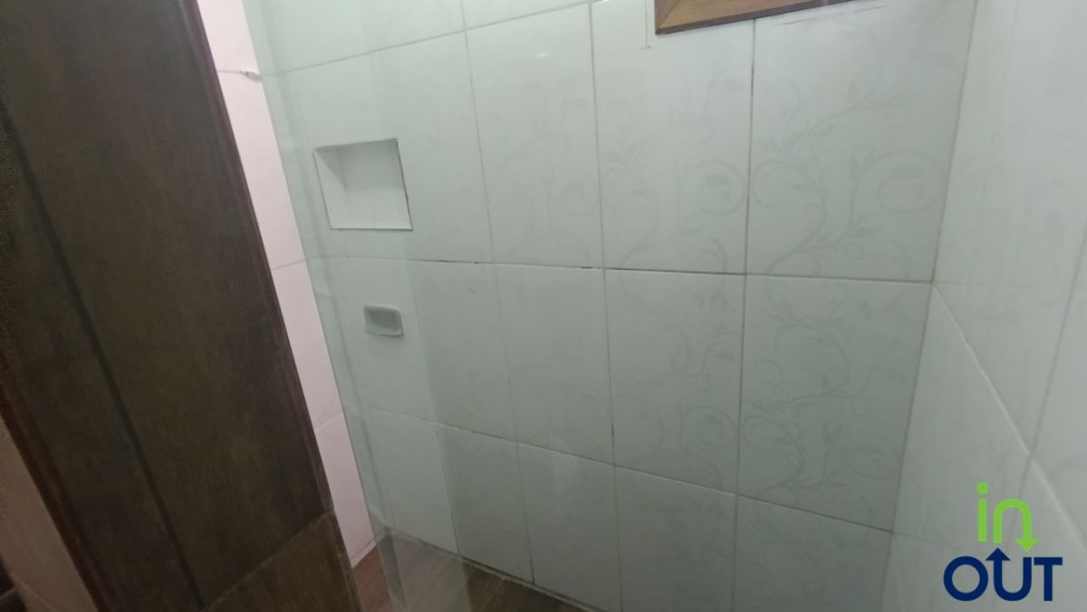 Casa mobiliada com 2 quartos no bairro Várzea Grande