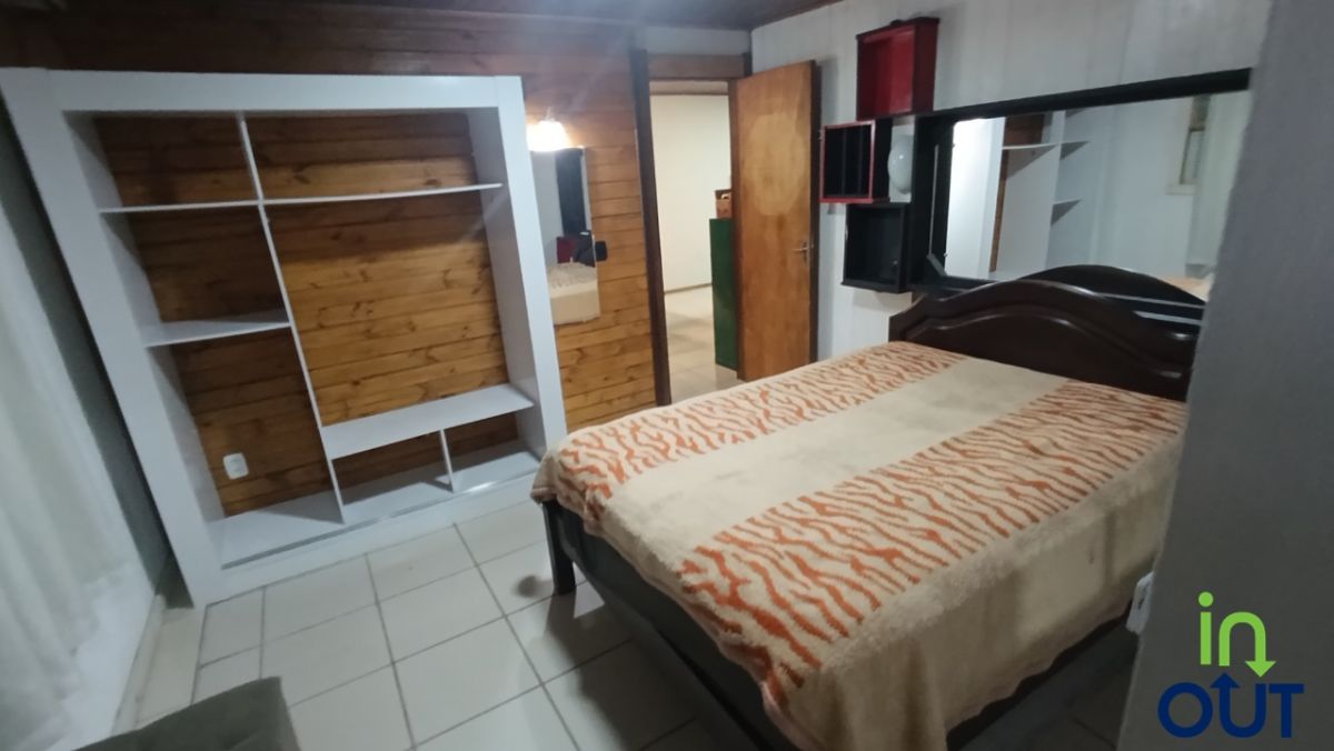 Casa mobiliada com 2 quartos no bairro Várzea Grande