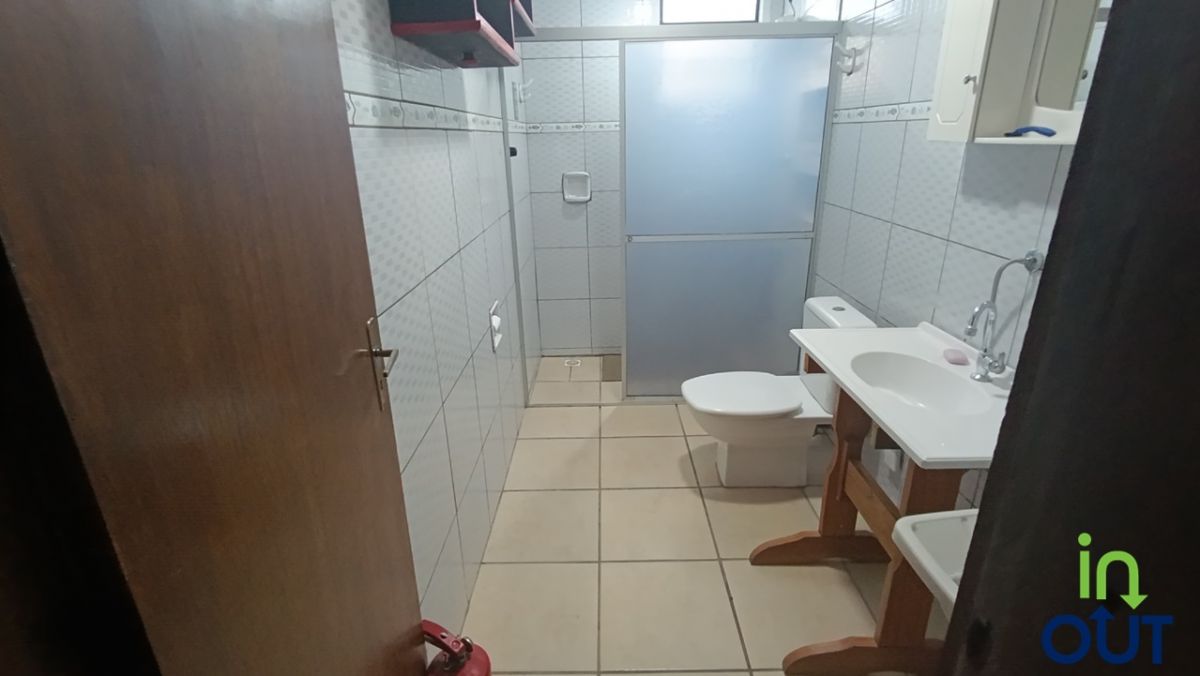 Casa mobiliada com 2 quartos no bairro Várzea Grande
