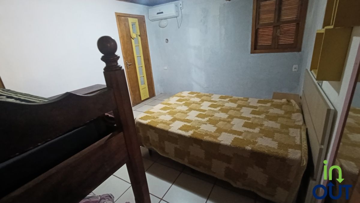 Casa mobiliada com 2 quartos no bairro Várzea Grande