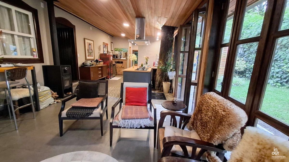 Excelente casa no condomínio Laje de Pedra em Canela