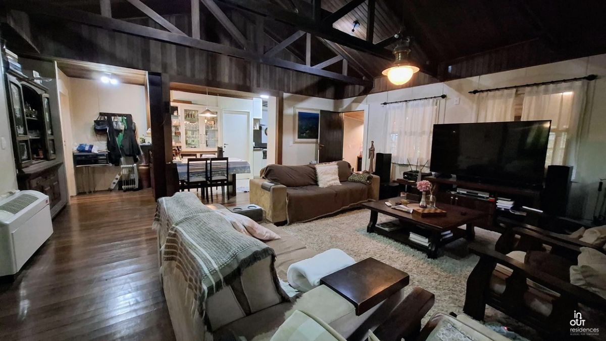 Excelente casa no condomínio Laje de Pedra em Canela