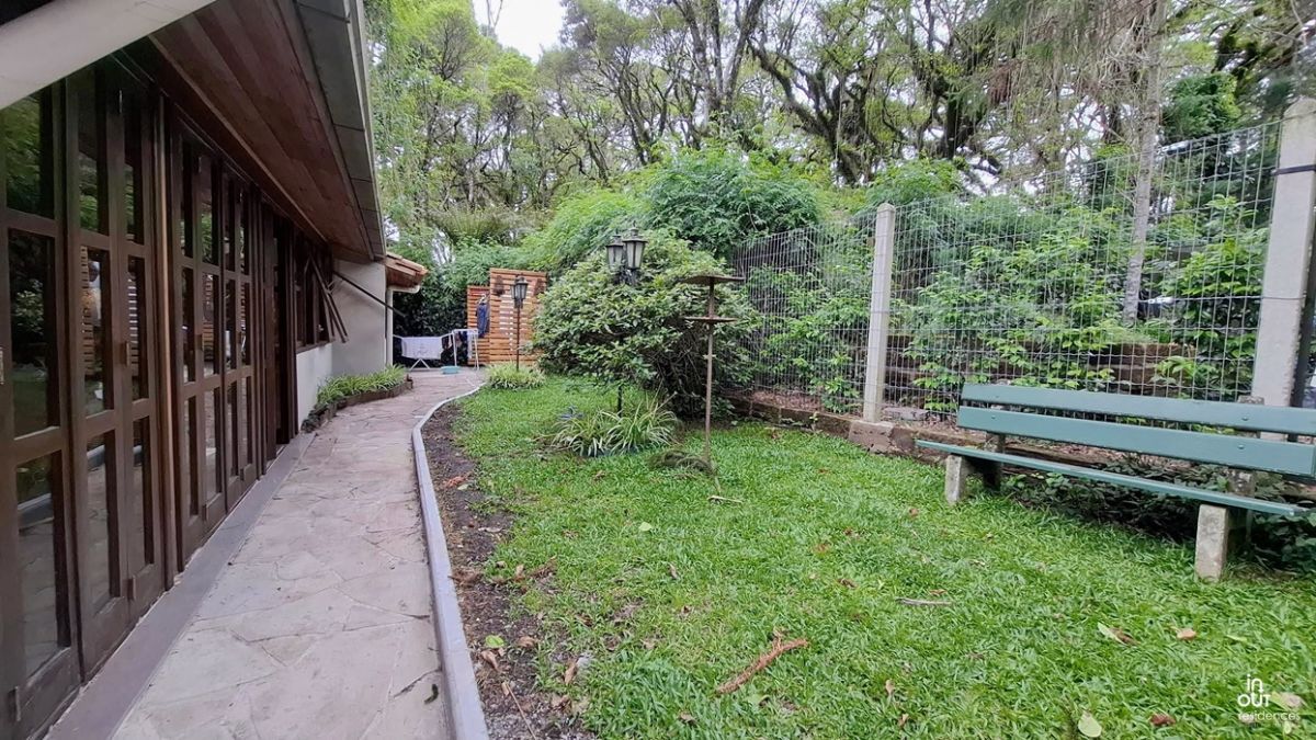 Excelente casa no condomínio Laje de Pedra em Canela