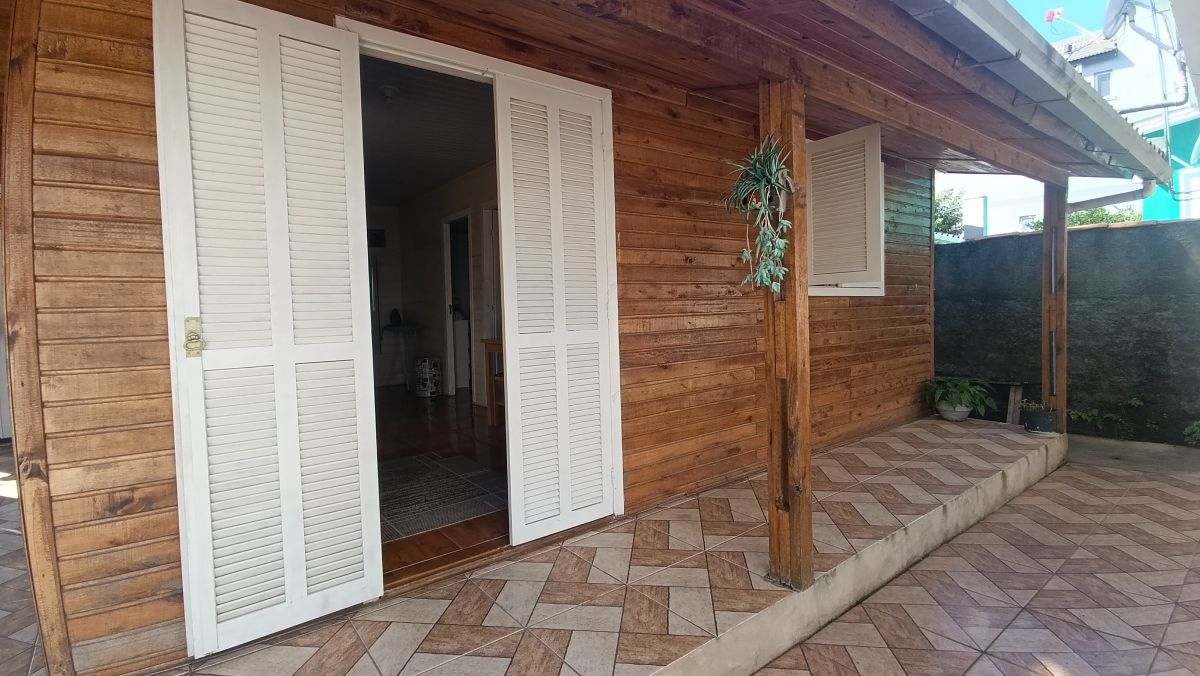 Excelente chalé com 2 quartos no bairro Dutra, Gramado