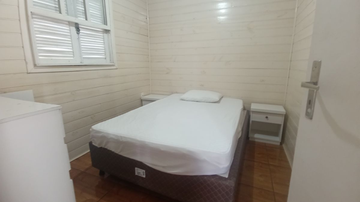 Excelente chalé com 2 quartos no bairro Dutra, Gramado