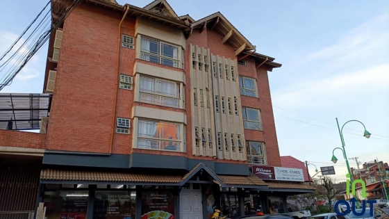 Apartamento com 2 dormitórios no centro de Gramado