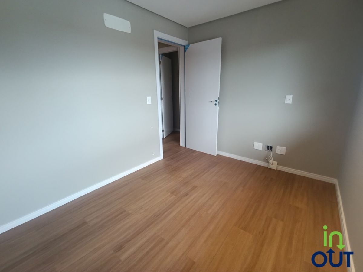 Apartamento semi-mobiliado novo no bairro Carniel