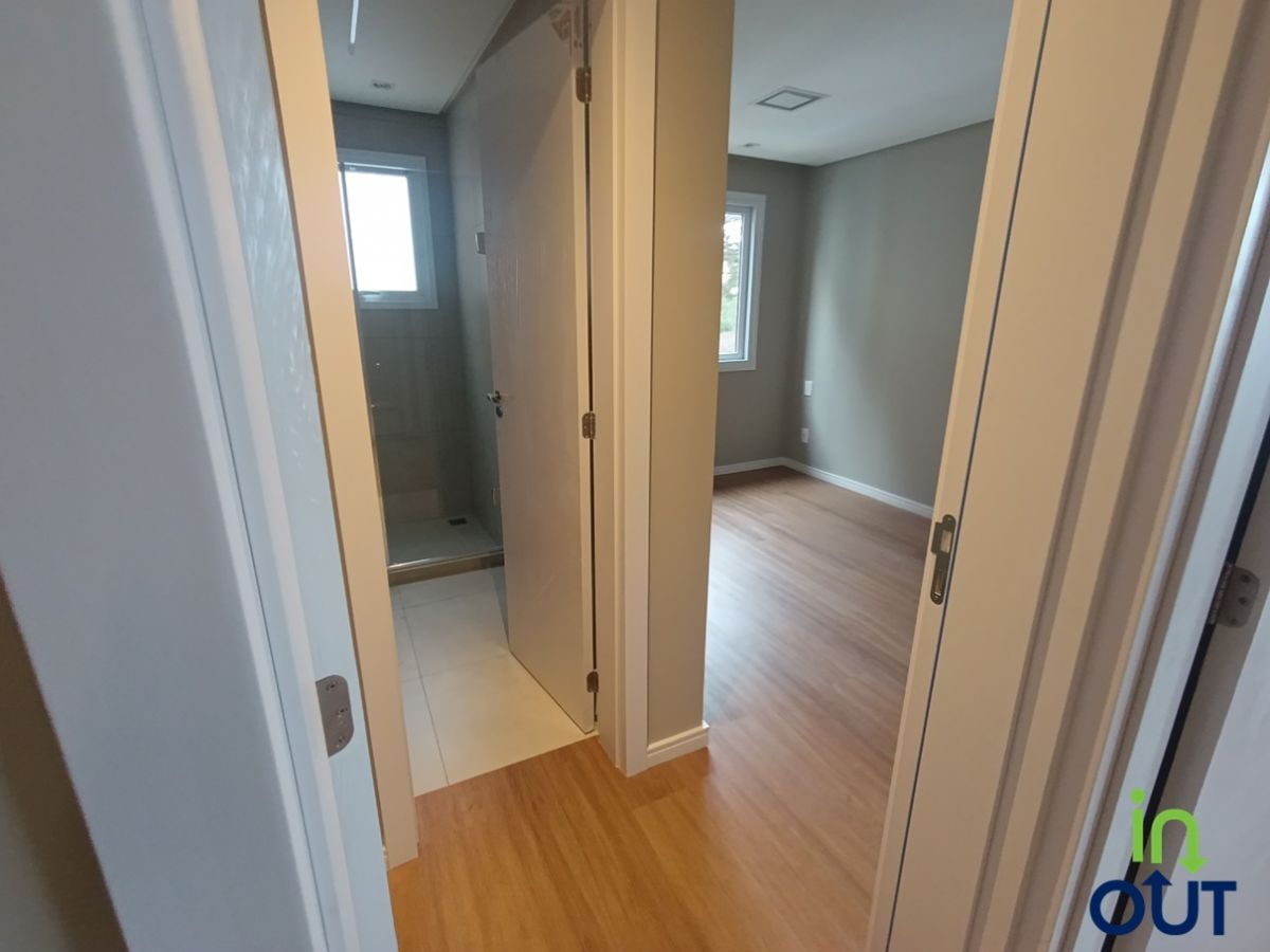 Apartamento semi-mobiliado novo no bairro Carniel