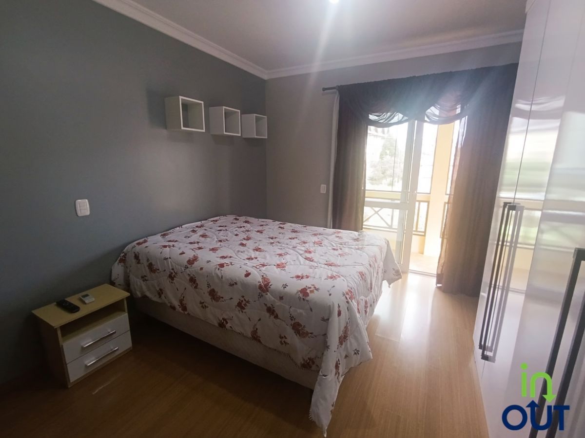 Apartamento com 2 suítes no bairro Avenida Central