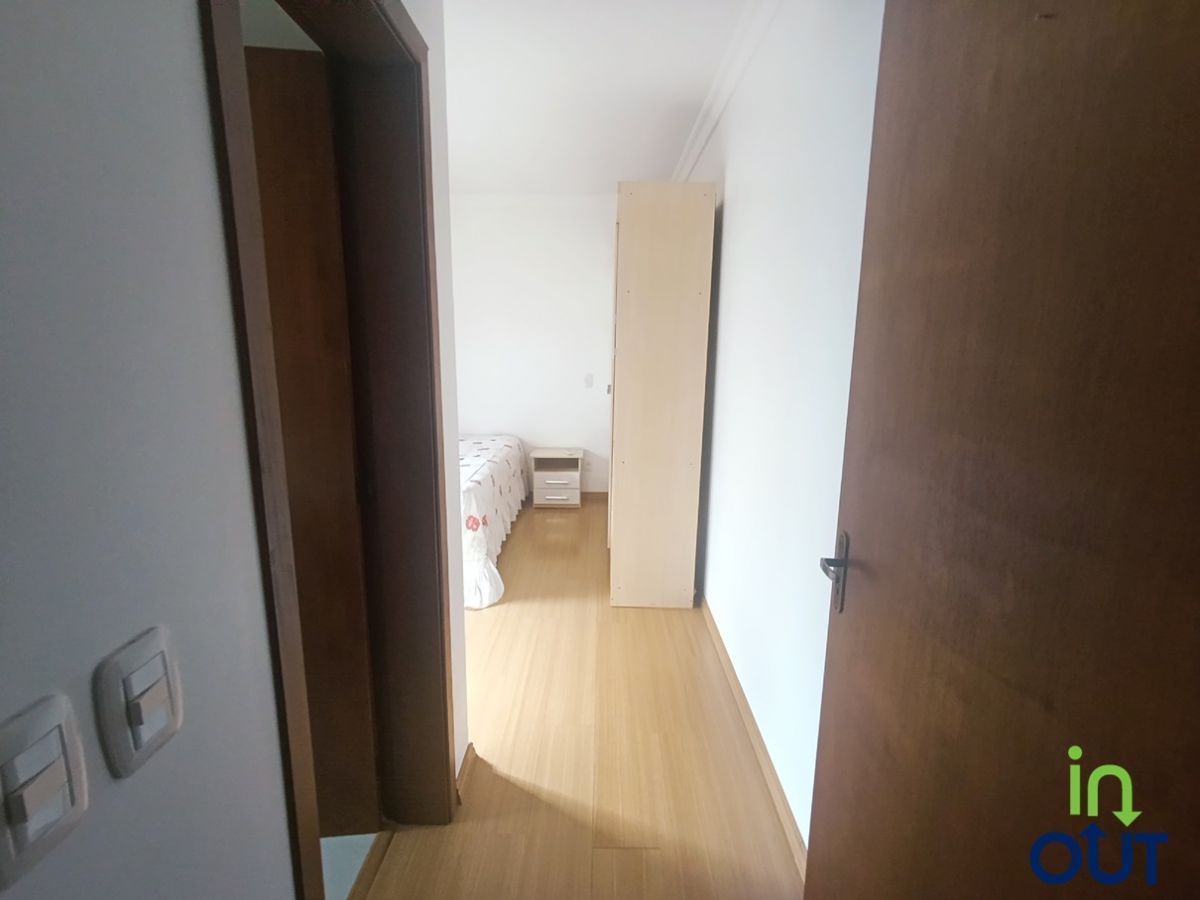 Apartamento com 2 suítes no bairro Avenida Central