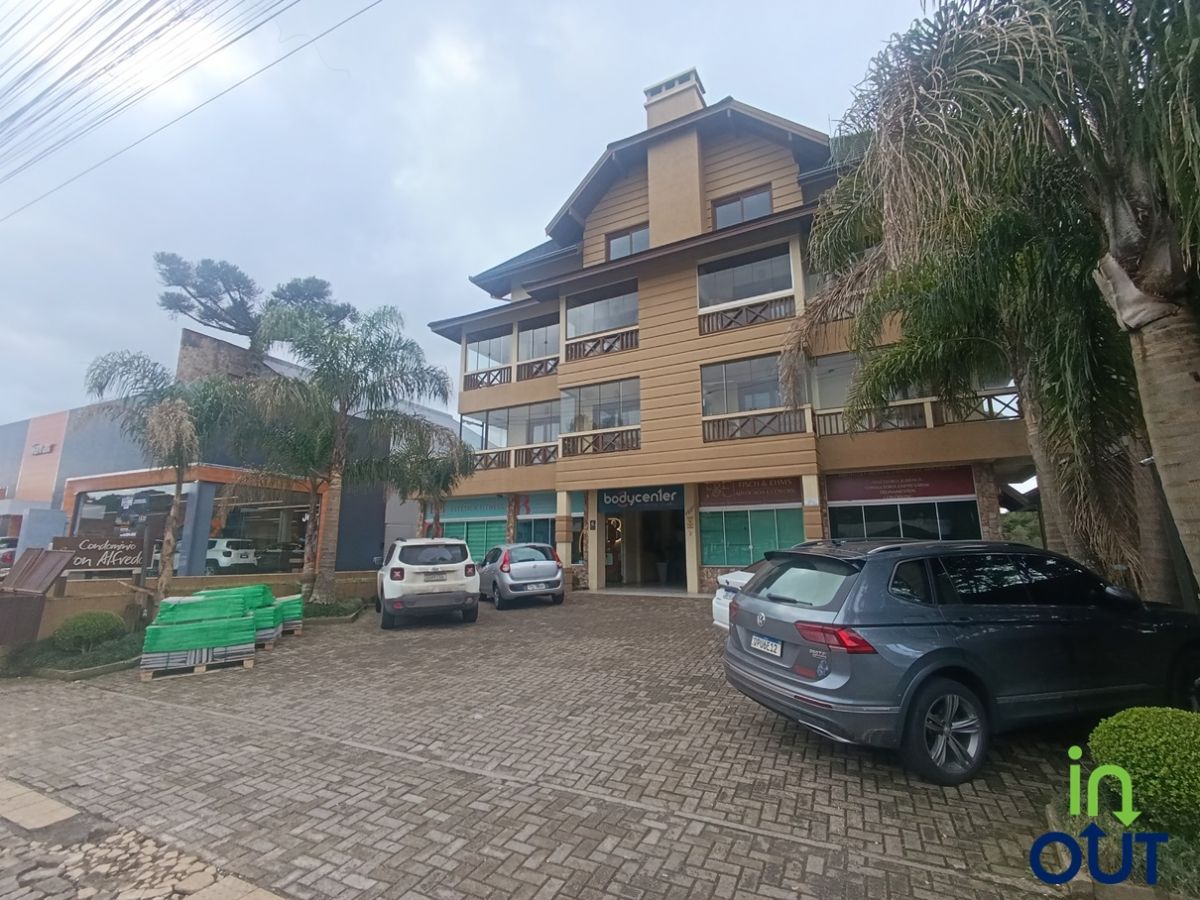 Apartamento com 2 suítes no bairro Avenida Central