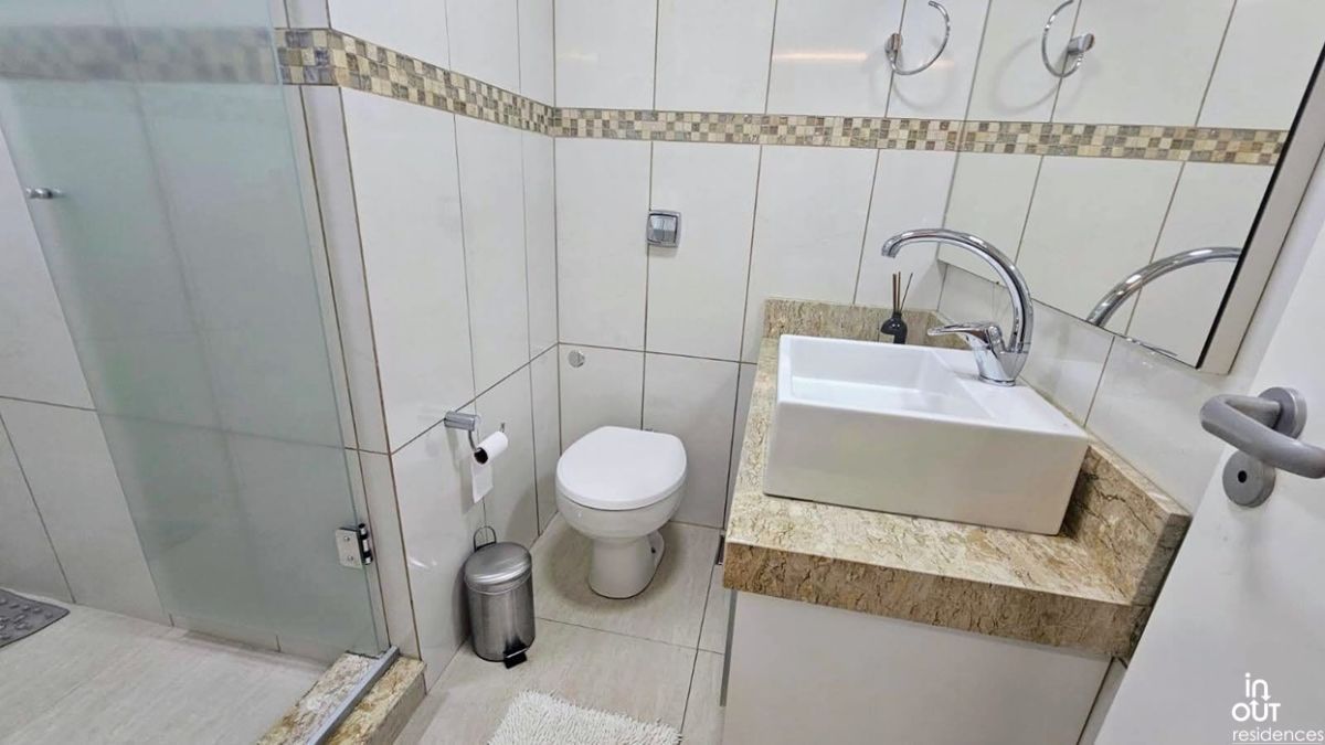 Apartamento 2 dormitórios no centro de Canela