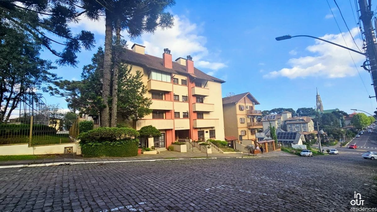 Apartamento 2 dormitórios no centro de Canela