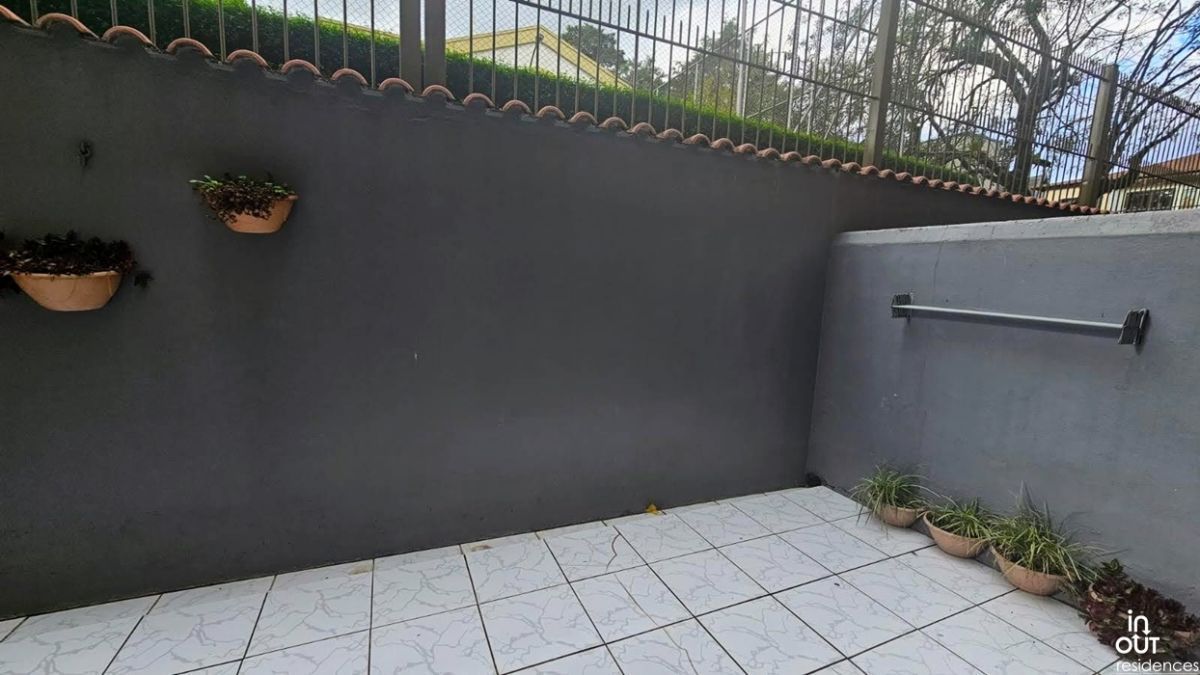 Apartamento 2 dormitórios no centro de Canela