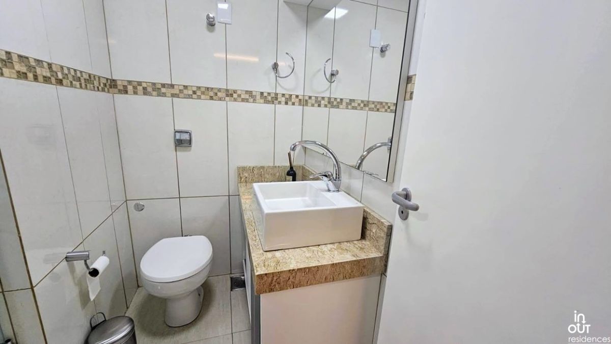 Apartamento 2 dormitórios no centro de Canela