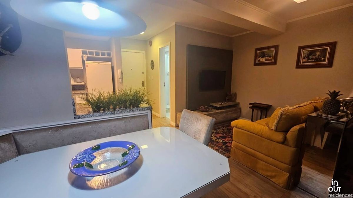 Apartamento 2 dormitórios no centro de Canela