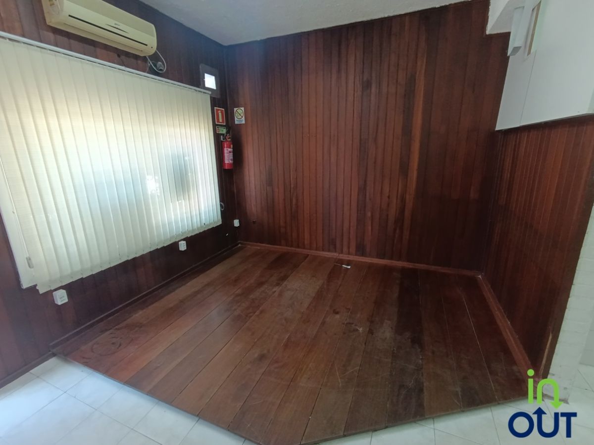 Sala comercial no centro de Gramado