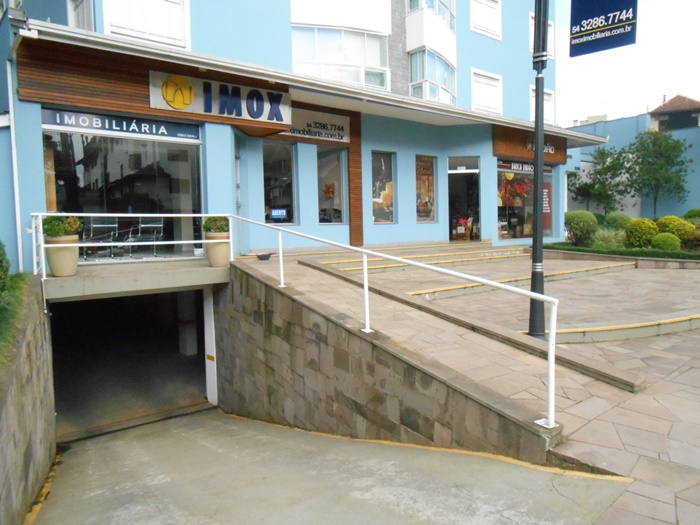 Apto. na Borges de Medeiros a 300m da Rua coberta Apto. na Borges de Medeiros a 300m da Rua coberta