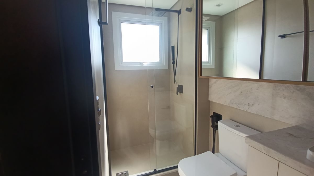 Apartamento finamente decorado com 2 dormitórios em Gramado