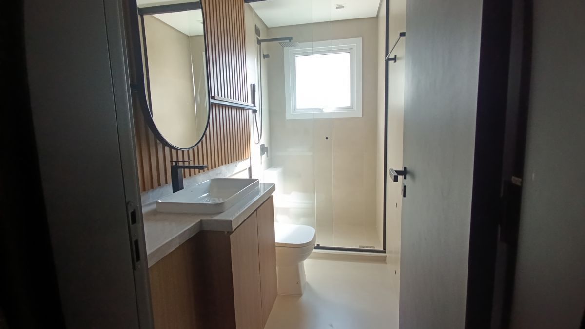 Apartamento finamente decorado com 2 dormitórios em Gramado