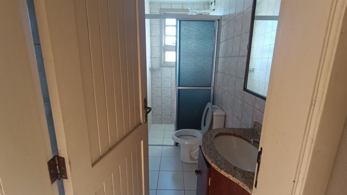 Apartamento Ensolarado e Bem Localizado no centro de Gramado