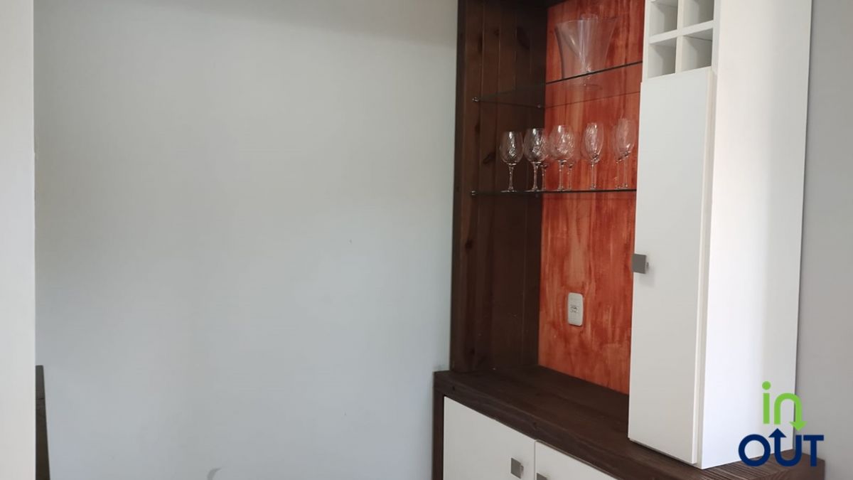 Casa mobiliada com 2 dormitórios no loteamento Mazzurana