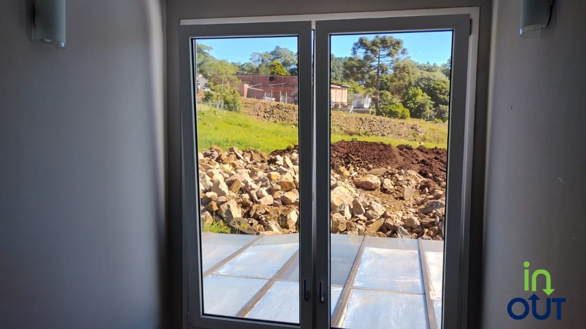 Casa mobiliada com 2 dormitórios no loteamento Mazzurana