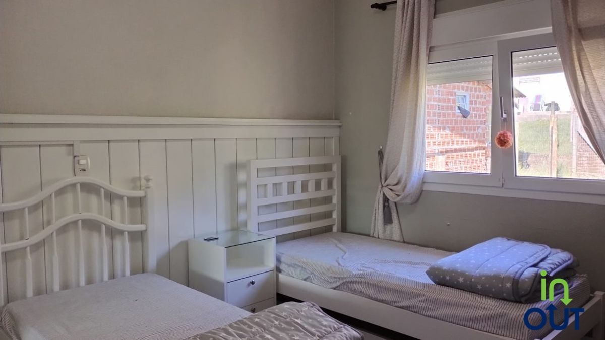 Casa mobiliada com 2 dormitórios no loteamento Mazzurana