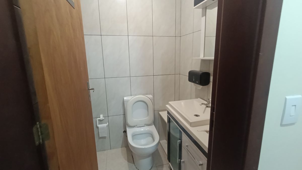 Sala comercial no bairro Piratini