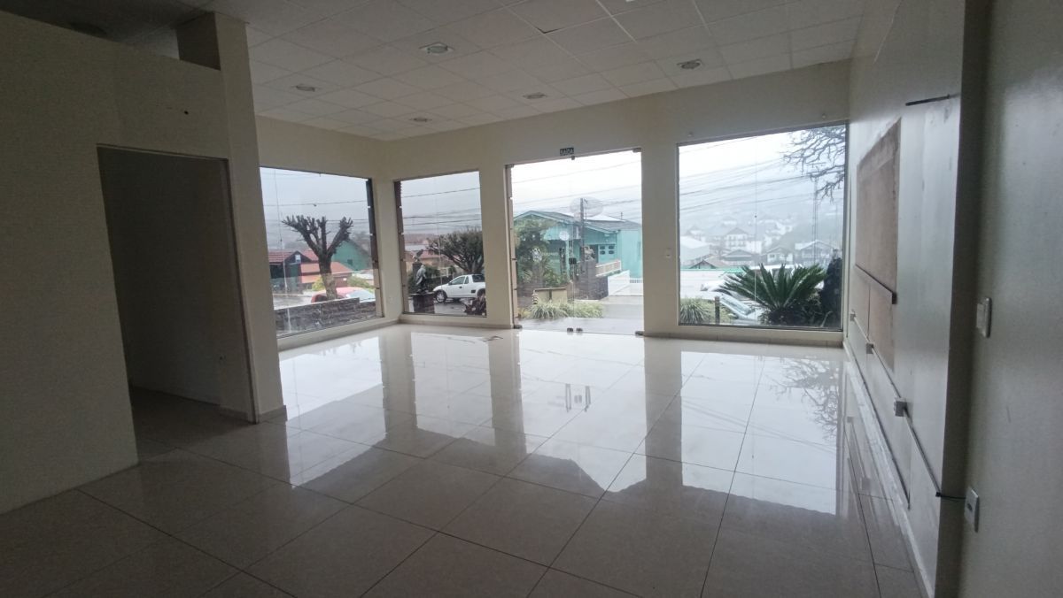 Sala comercial no bairro Piratini