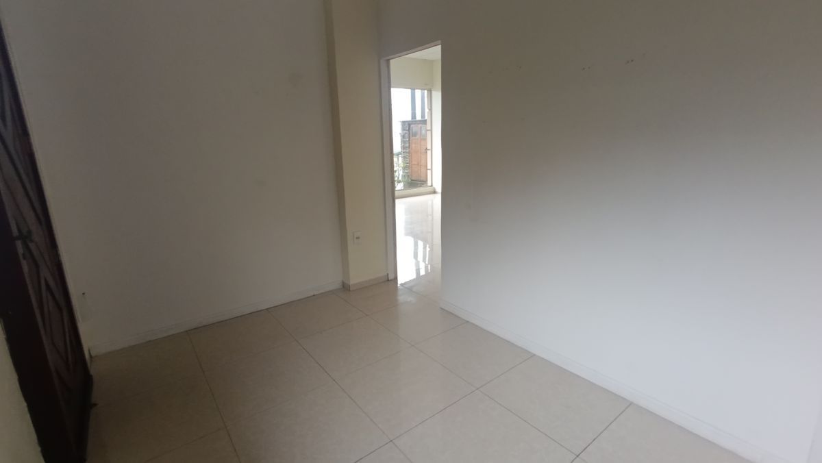 Sala comercial no bairro Piratini