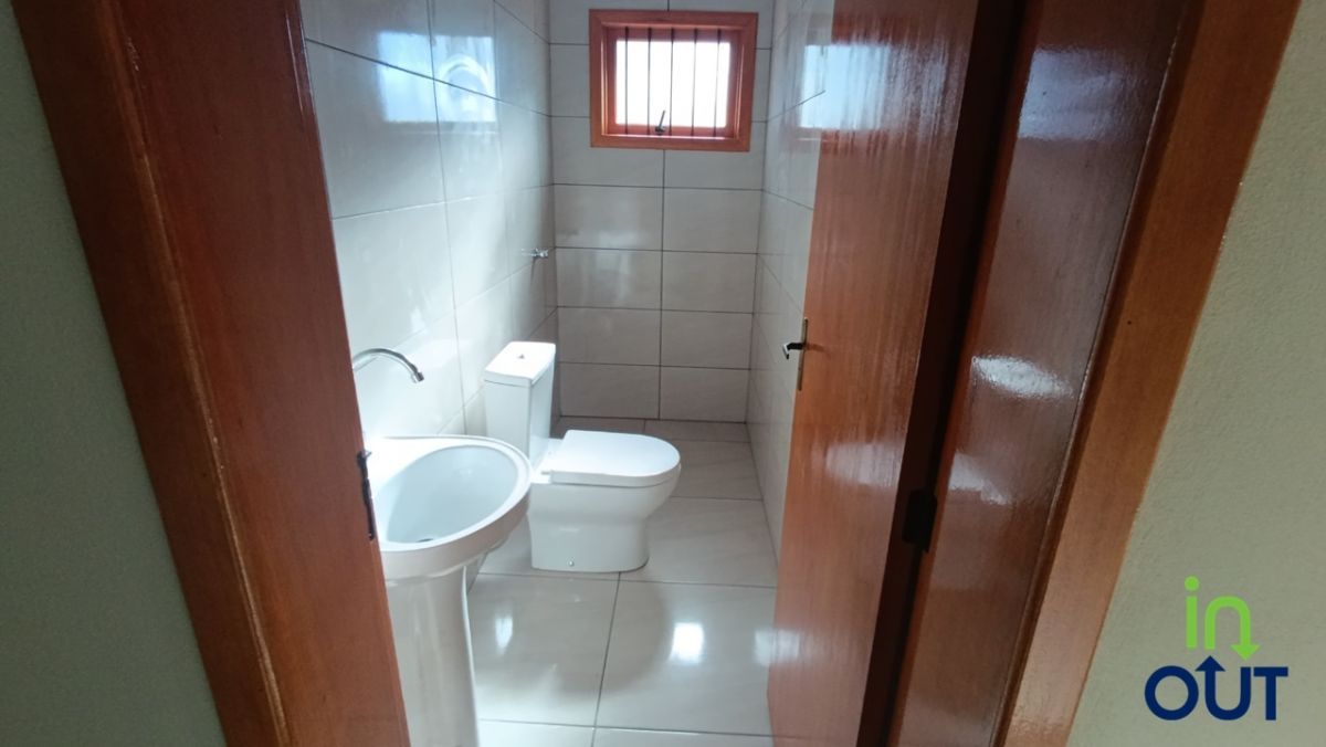 Casa nova geminada com 2 quartos