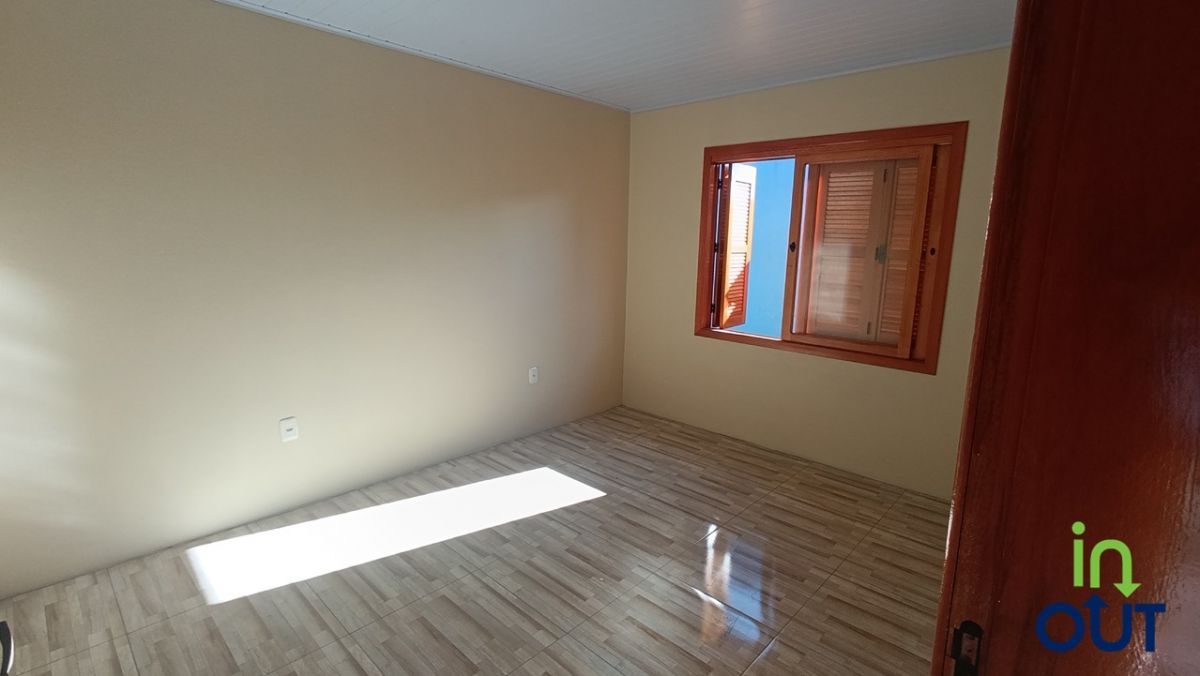 Casa nova geminada com 2 quartos