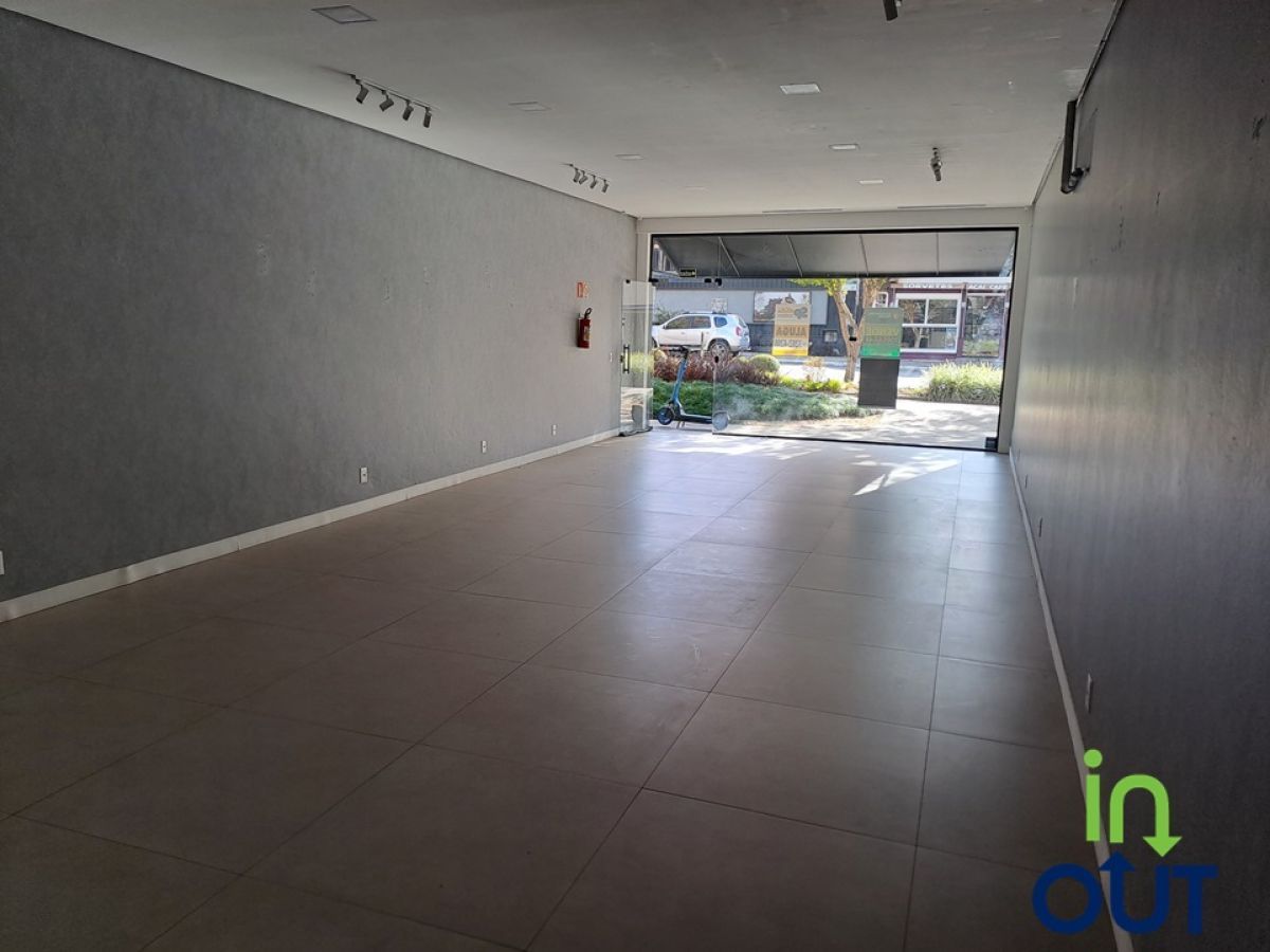 Sala comercial com excelente localização, no centro de Canela