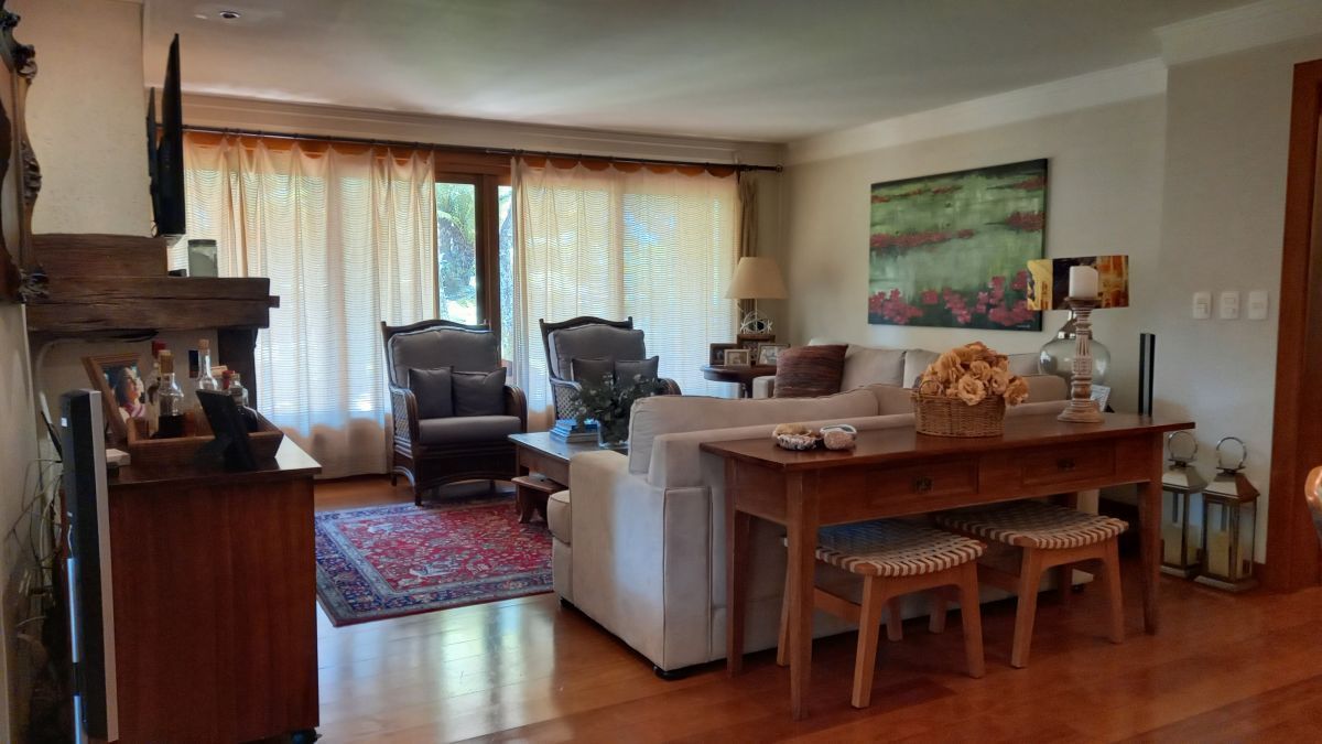 Casa de luxo no Condomínio Lagos de Gramado