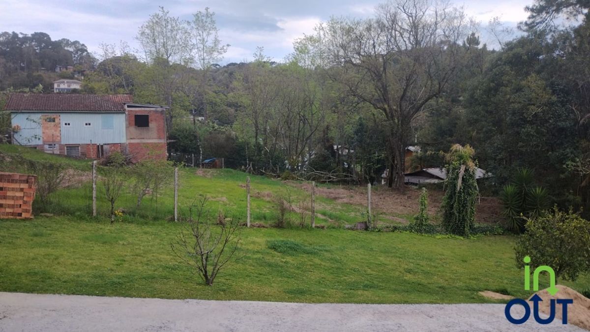 Casa semimobiliada com 2 quartos no bairro Vale dos Pinheiros, em Gramado