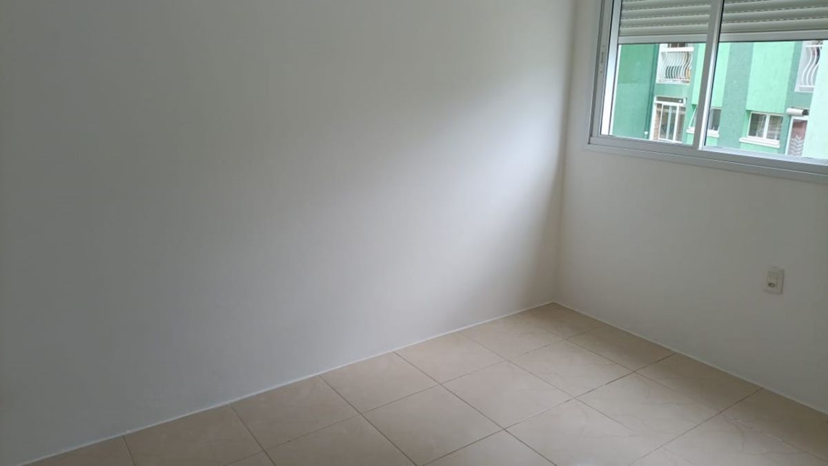 Apartamento com 2 quartos em condomínio fechado, em Canela