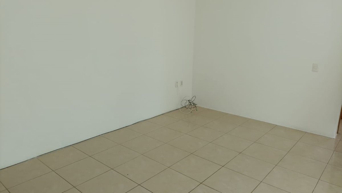 Apartamento com 2 quartos em condomínio fechado, em Canela