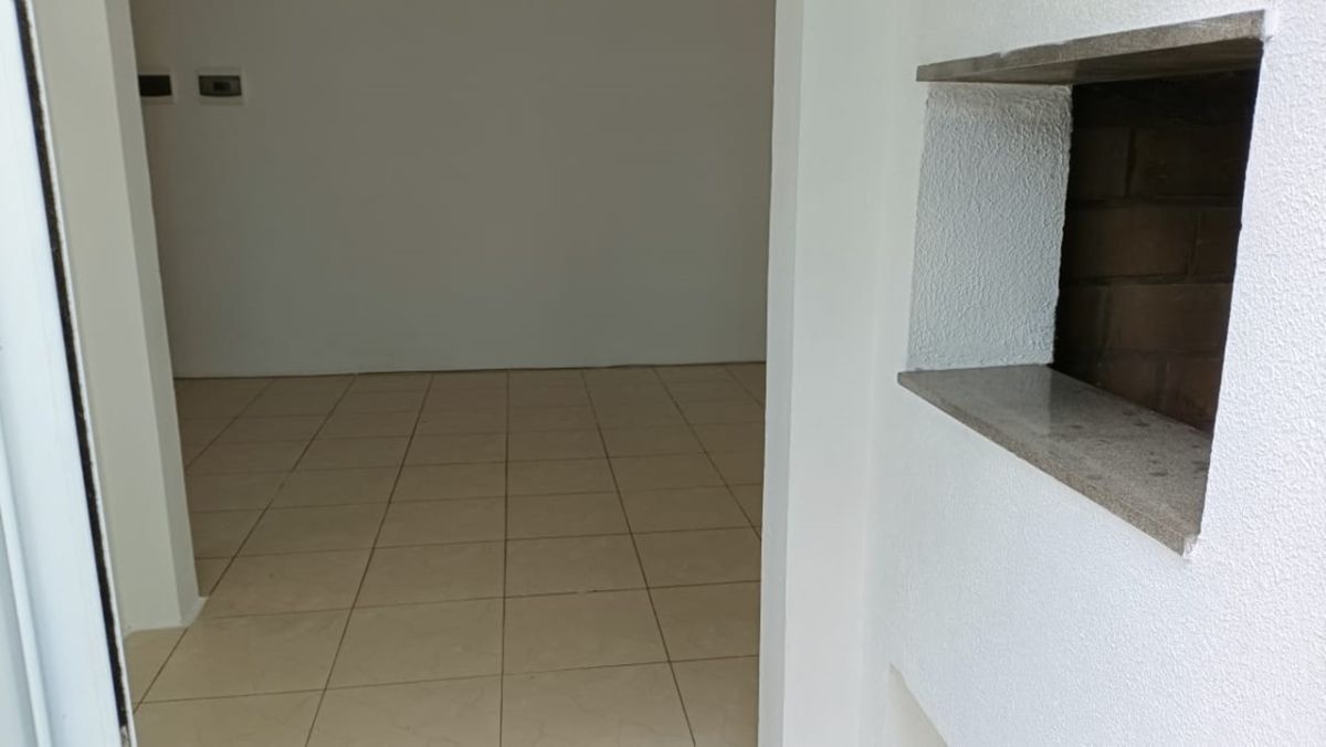 Apartamento com 2 quartos em condomínio fechado, em Canela