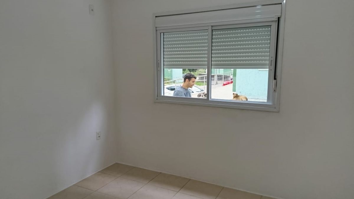 Apartamento com 2 quartos em condomínio fechado, em Canela