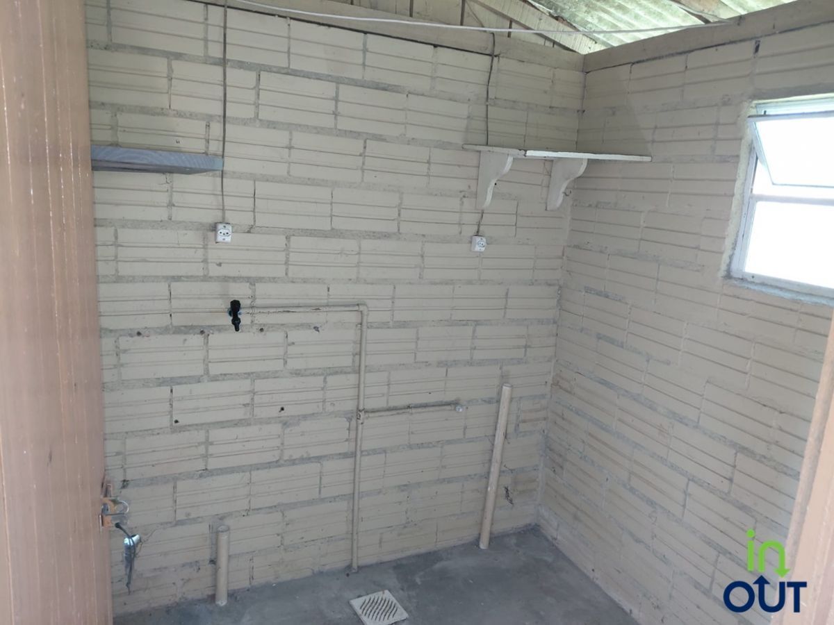 Casa de madeira com 2 quartos no bairro Moura em Gramado